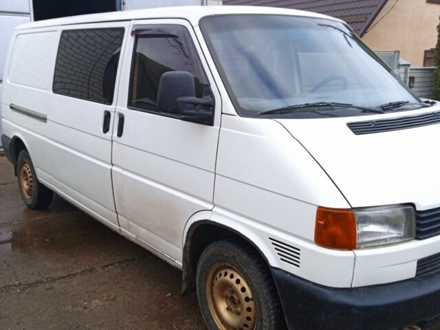 Белый Фольксваген Transporter, объемом двигателя 2.5 л и пробегом 378 тыс. км за 4800 $, фото 6 на Automoto.ua