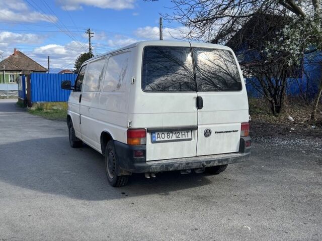 Білий Фольксваген Transporter, об'ємом двигуна 2.4 л та пробігом 498 тис. км за 4000 $, фото 5 на Automoto.ua