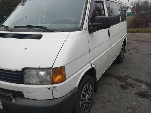 Белый Фольксваген Transporter, объемом двигателя 2.5 л и пробегом 412 тыс. км за 4500 $, фото 3 на Automoto.ua