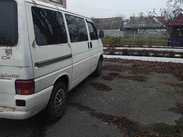 Белый Фольксваген Transporter, объемом двигателя 2.5 л и пробегом 412 тыс. км за 4500 $, фото 5 на Automoto.ua