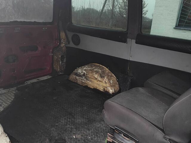 Белый Фольксваген Transporter, объемом двигателя 2.5 л и пробегом 412 тыс. км за 4500 $, фото 7 на Automoto.ua