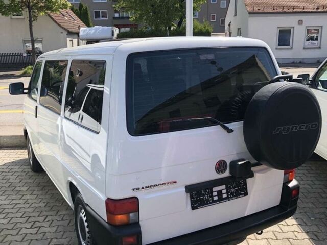Белый Фольксваген Transporter, объемом двигателя 2.5 л и пробегом 190 тыс. км за 3999 $, фото 18 на Automoto.ua