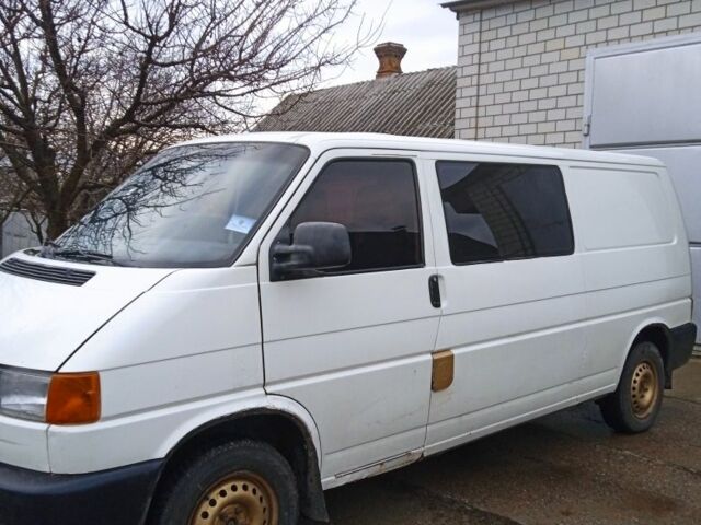 Белый Фольксваген Transporter, объемом двигателя 2.5 л и пробегом 378 тыс. км за 4800 $, фото 4 на Automoto.ua