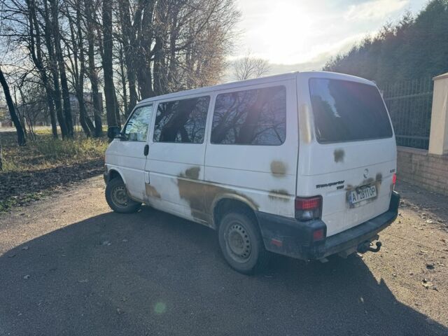 Белый Фольксваген Transporter, объемом двигателя 1.9 л и пробегом 200 тыс. км за 2900 $, фото 2 на Automoto.ua