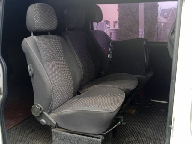 Белый Фольксваген Transporter, объемом двигателя 2.5 л и пробегом 378 тыс. км за 4800 $, фото 9 на Automoto.ua