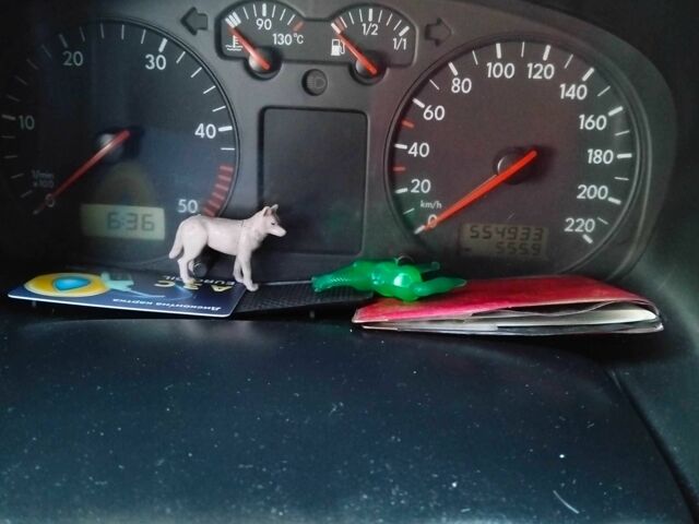 Білий Фольксваген Transporter, об'ємом двигуна 2.5 л та пробігом 555 тис. км за 5300 $, фото 5 на Automoto.ua