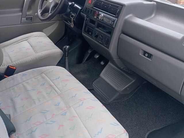 Белый Фольксваген Transporter, объемом двигателя 1.9 л и пробегом 416 тыс. км за 5150 $, фото 10 на Automoto.ua