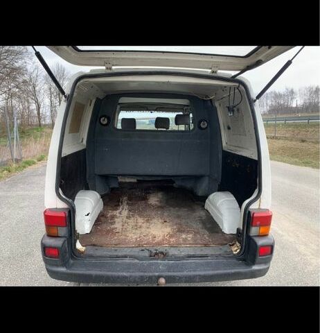 Белый Фольксваген Transporter, объемом двигателя 2.5 л и пробегом 300 тыс. км за 2150 $, фото 7 на Automoto.ua