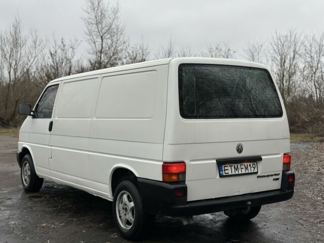 Белый Фольксваген Transporter, объемом двигателя 2.5 л и пробегом 300 тыс. км за 3100 $, фото 2 на Automoto.ua