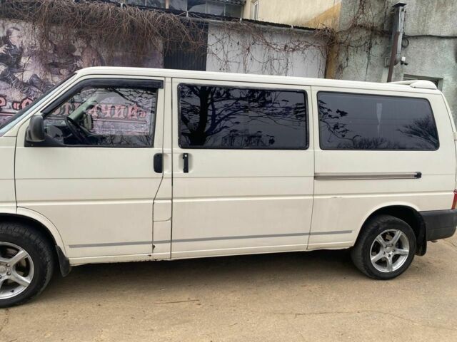 Белый Фольксваген Transporter, объемом двигателя 2.5 л и пробегом 456 тыс. км за 5000 $, фото 5 на Automoto.ua