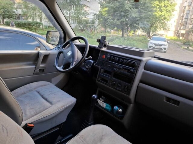 Белый Фольксваген Transporter, объемом двигателя 2.5 л и пробегом 350 тыс. км за 3600 $, фото 2 на Automoto.ua