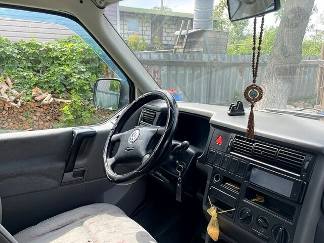 Белый Фольксваген Transporter, объемом двигателя 2.5 л и пробегом 600 тыс. км за 6000 $, фото 7 на Automoto.ua