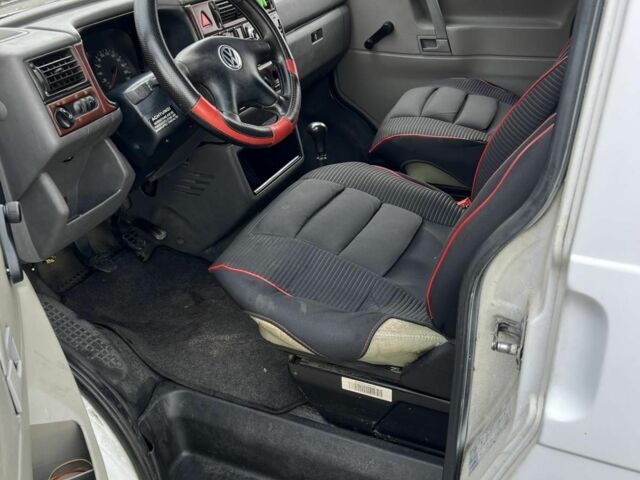 Фольксваген Transporter 2001 в Киеве на Automoto.ua Белый Фольксваген Transporter, объемом двигателя 2.5 л и пробегом 350 тыс. км за 4900 $, фото 10 на Automoto.ua