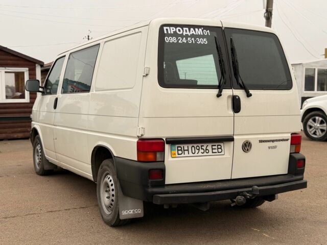 Белый Фольксваген Transporter, объемом двигателя 2.5 л и пробегом 408 тыс. км за 7300 $, фото 2 на Automoto.ua