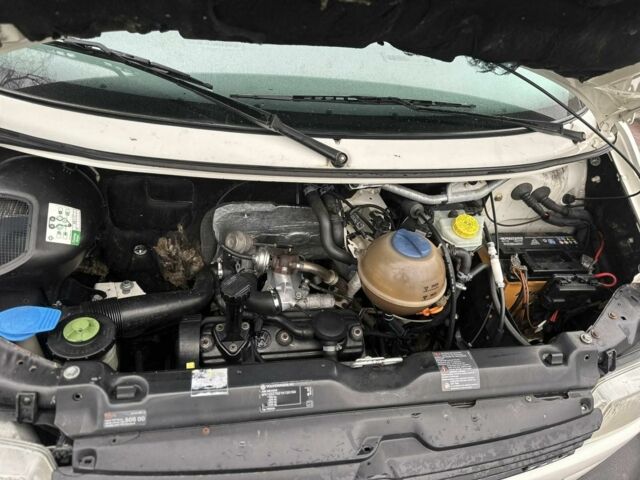 Білий Фольксваген Transporter, об'ємом двигуна 1.9 л та пробігом 295 тис. км за 5800 $, фото 11 на Automoto.ua