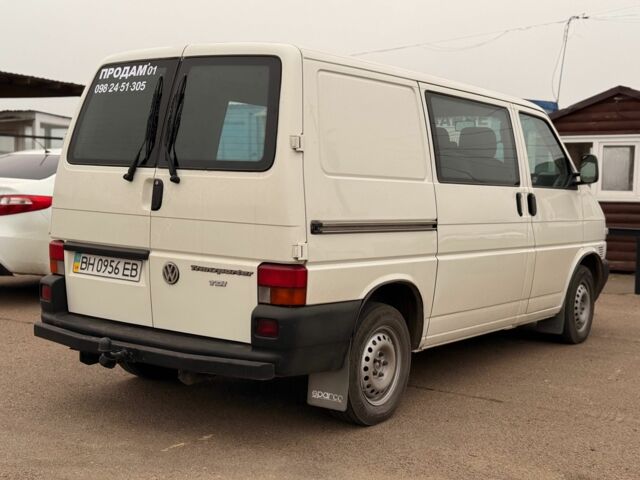 Белый Фольксваген Transporter, объемом двигателя 2.5 л и пробегом 408 тыс. км за 7300 $, фото 3 на Automoto.ua