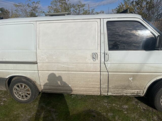 Белый Фольксваген Transporter, объемом двигателя 1.9 л и пробегом 450 тыс. км за 1400 $, фото 1 на Automoto.ua