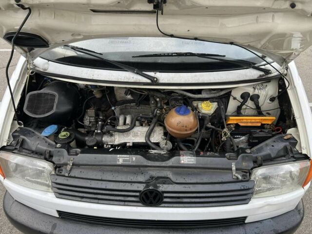 Фольксваген Transporter 2001 в Киеве на Automoto.ua Белый Фольксваген Transporter, объемом двигателя 2.5 л и пробегом 350 тыс. км за 4900 $, фото 5 на Automoto.ua