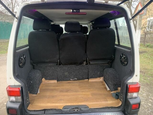 Белый Фольксваген Transporter, объемом двигателя 2.5 л и пробегом 400 тыс. км за 6700 $, фото 8 на Automoto.ua