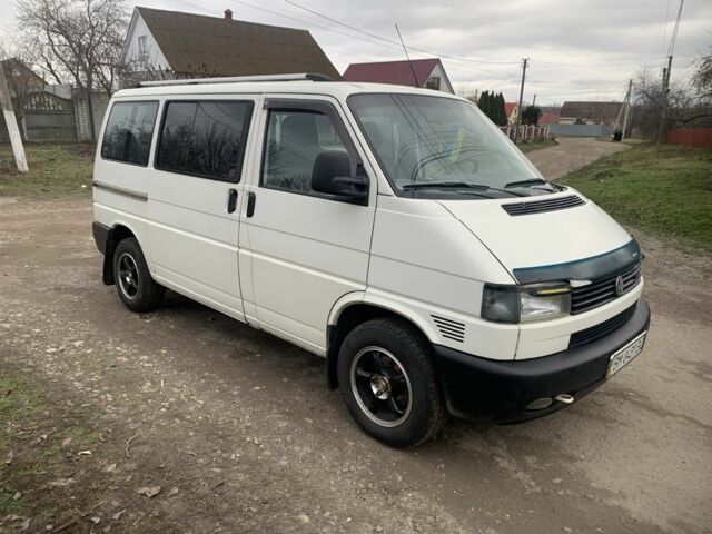 Белый Фольксваген Transporter, объемом двигателя 2.5 л и пробегом 400 тыс. км за 6700 $, фото 2 на Automoto.ua