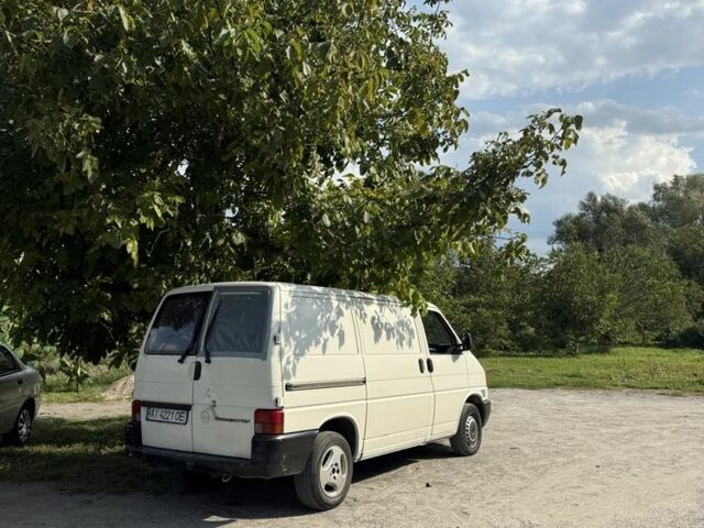 Белый Фольксваген Transporter, объемом двигателя 2.5 л и пробегом 392 тыс. км за 4200 $, фото 5 на Automoto.ua