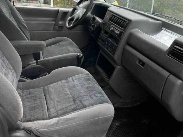 Білий Фольксваген Transporter, об'ємом двигуна 1.9 л та пробігом 597 тис. км за 3850 $, фото 7 на Automoto.ua