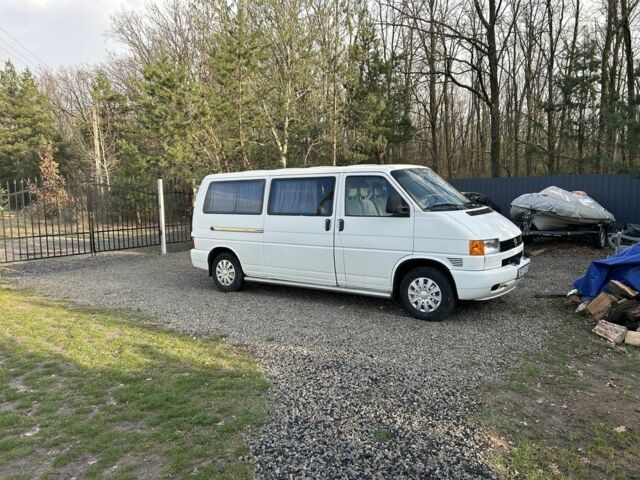 Белый Фольксваген Transporter, объемом двигателя 2.5 л и пробегом 425 тыс. км за 6700 $, фото 1 на Automoto.ua