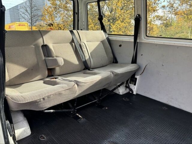 Білий Фольксваген Transporter, об'ємом двигуна 0 л та пробігом 200 тис. км за 3572 $, фото 7 на Automoto.ua