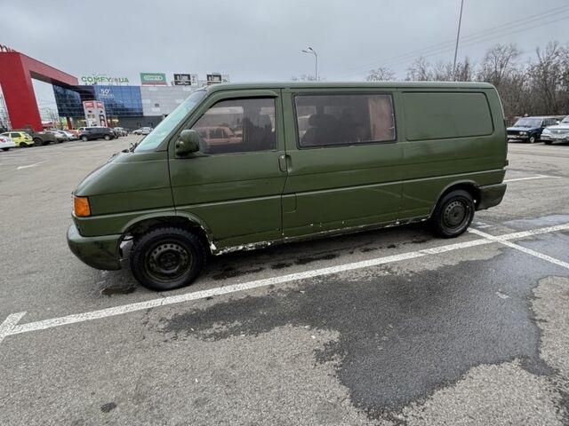 Білий Фольксваген Transporter, об'ємом двигуна 2.5 л та пробігом 132 тис. км за 3000 $, фото 2 на Automoto.ua
