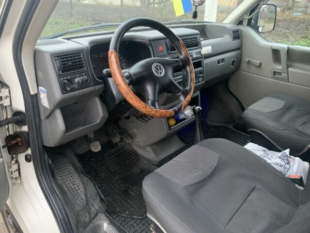 Белый Фольксваген Transporter, объемом двигателя 2.5 л и пробегом 400 тыс. км за 6700 $, фото 17 на Automoto.ua