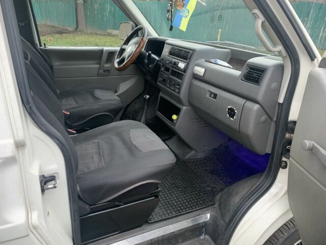 Белый Фольксваген Transporter, объемом двигателя 2.5 л и пробегом 400 тыс. км за 6700 $, фото 12 на Automoto.ua