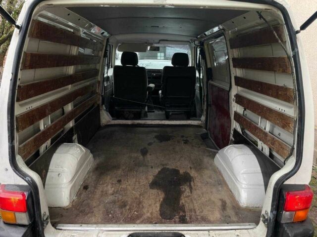 Білий Фольксваген Transporter, об'ємом двигуна 1.9 л та пробігом 597 тис. км за 3850 $, фото 8 на Automoto.ua