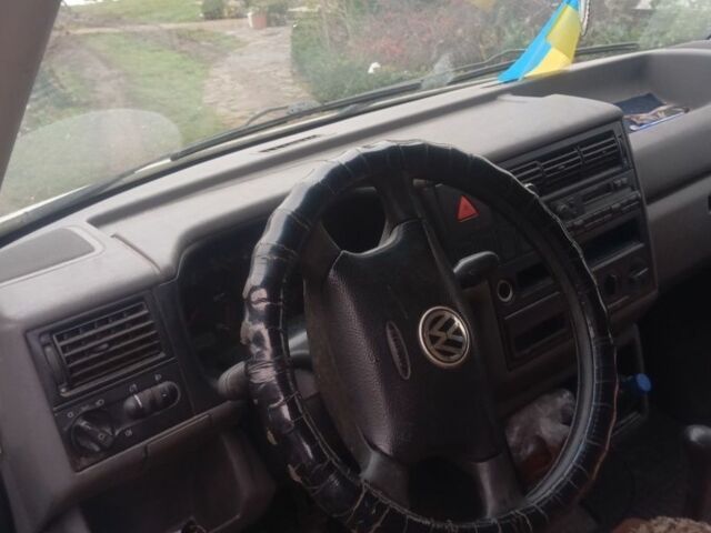 Белый Фольксваген Transporter, объемом двигателя 2.5 л и пробегом 492 тыс. км за 4000 $, фото 5 на Automoto.ua