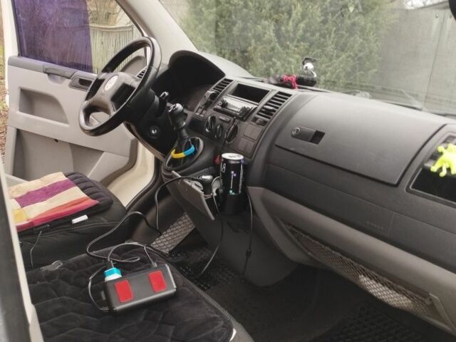 Белый Фольксваген Transporter, объемом двигателя 1.9 л и пробегом 315 тыс. км за 7300 $, фото 3 на Automoto.ua