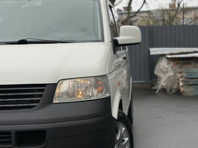 Белый Фольксваген Transporter, объемом двигателя 0 л и пробегом 300 тыс. км за 7700 $, фото 20 на Automoto.ua