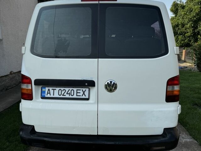 Белый Фольксваген Transporter, объемом двигателя 2.5 л и пробегом 230 тыс. км за 6950 $, фото 4 на Automoto.ua