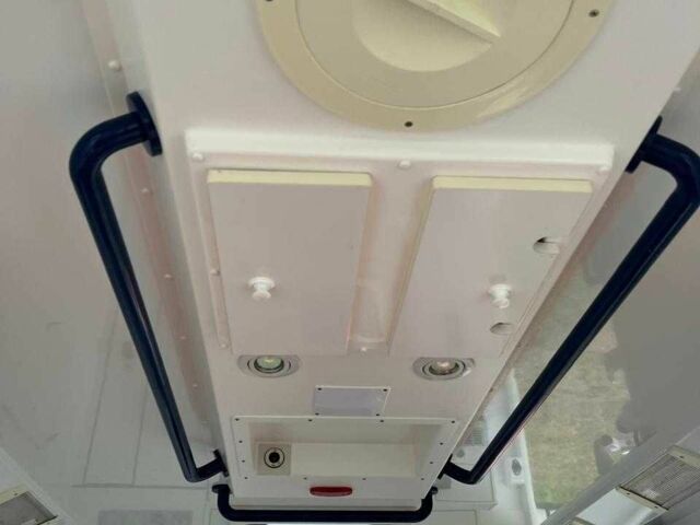 Белый Фольксваген Transporter, объемом двигателя 2.5 л и пробегом 430 тыс. км за 5839 $, фото 9 на Automoto.ua