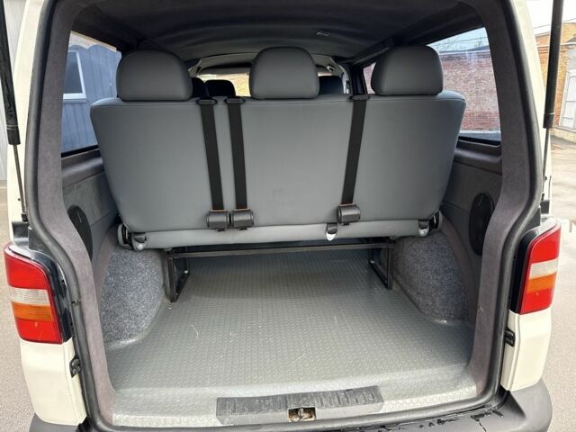 Белый Фольксваген Transporter, объемом двигателя 0 л и пробегом 300 тыс. км за 7700 $, фото 17 на Automoto.ua