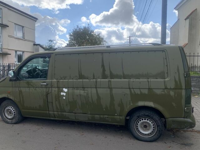 Белый Фольксваген Transporter, объемом двигателя 2.5 л и пробегом 427 тыс. км за 4200 $, фото 2 на Automoto.ua