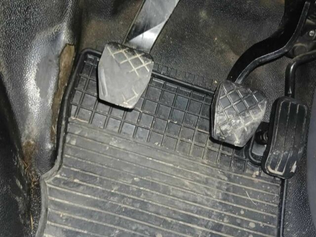 Белый Фольксваген Transporter, объемом двигателя 2.5 л и пробегом 469 тыс. км за 4600 $, фото 14 на Automoto.ua