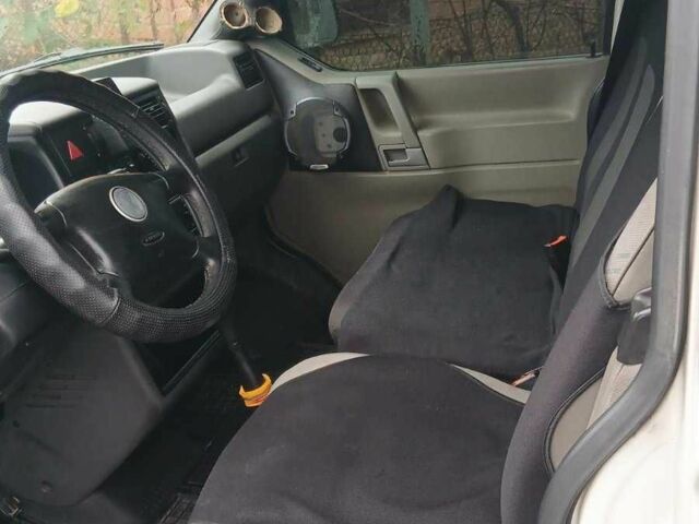 Белый Фольксваген Transporter, объемом двигателя 2.5 л и пробегом 469 тыс. км за 4600 $, фото 10 на Automoto.ua