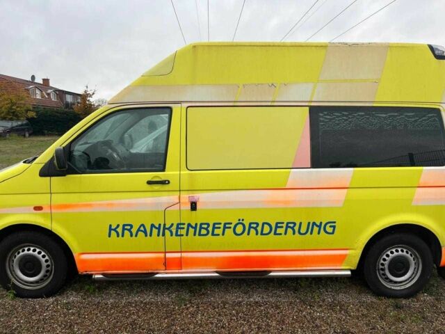 Белый Фольксваген Transporter, объемом двигателя 2.5 л и пробегом 430 тыс. км за 5839 $, фото 1 на Automoto.ua