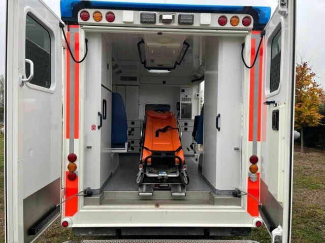 Белый Фольксваген Transporter, объемом двигателя 2.5 л и пробегом 430 тыс. км за 5839 $, фото 8 на Automoto.ua