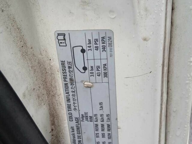 Белый Фольксваген Transporter, объемом двигателя 2.5 л и пробегом 469 тыс. км за 4600 $, фото 13 на Automoto.ua