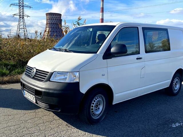 Фольксваген Transporter 2004 в Харькове на Automoto.ua Белый Фольксваген Transporter, объемом двигателя 1.9 л и пробегом 600 тыс. км за 6200 $, фото 1 на Automoto.ua