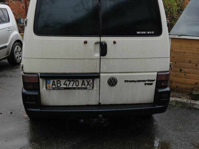 Белый Фольксваген Transporter, объемом двигателя 2.5 л и пробегом 469 тыс. км за 4600 $, фото 6 на Automoto.ua