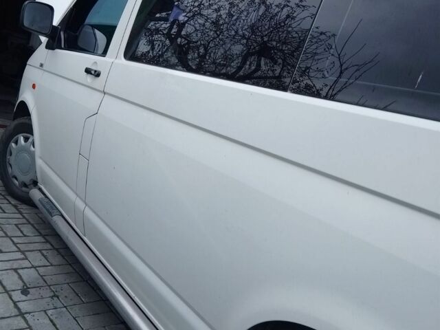 Белый Фольксваген Transporter, объемом двигателя 1.9 л и пробегом 170 тыс. км за 8000 $, фото 4 на Automoto.ua