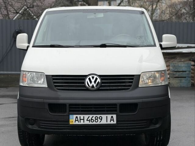 Белый Фольксваген Transporter, объемом двигателя 0 л и пробегом 300 тыс. км за 7700 $, фото 3 на Automoto.ua