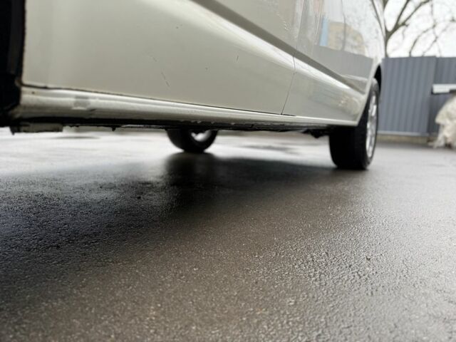 Белый Фольксваген Transporter, объемом двигателя 0 л и пробегом 300 тыс. км за 7700 $, фото 8 на Automoto.ua