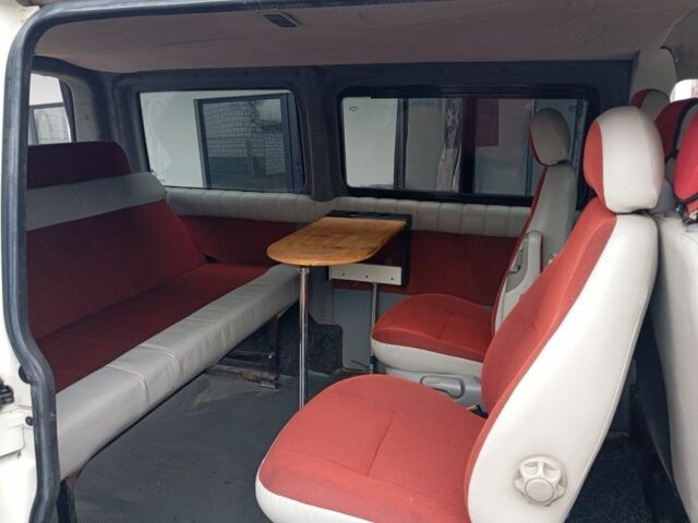 Білий Фольксваген Transporter, об'ємом двигуна 2 л та пробігом 330 тис. км за 6500 $, фото 5 на Automoto.ua